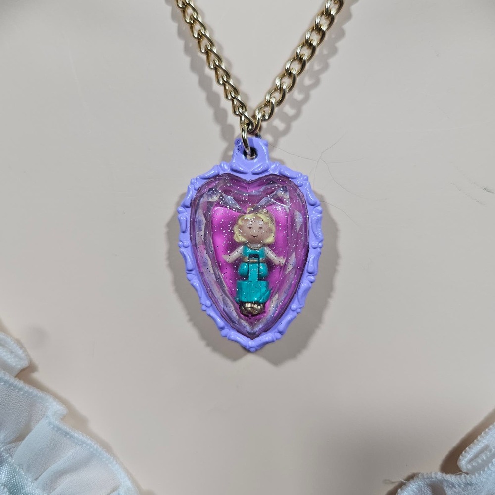 Vintage Polly Pocket Rose Dream Locket Necklace, Bluebird 1993, Complete Face
